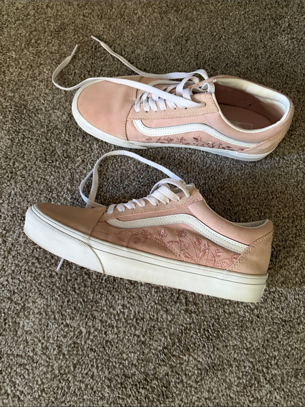 Vans Women's Old Skool Sneakers